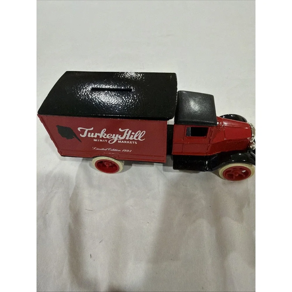 Ertl 1931 Hawkeye‎ die-cast metal coin bank for Turkey Hill Mini Markets